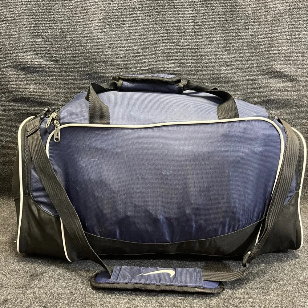 Nike BA2484-492 Navy/Black Brasilia 4 Medium‎ Duffel Workout Travel Gym Bag